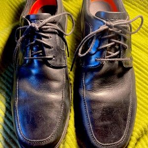 Rockports, black, tie laces, sz 8.5, tops excellent shape, soles show wear